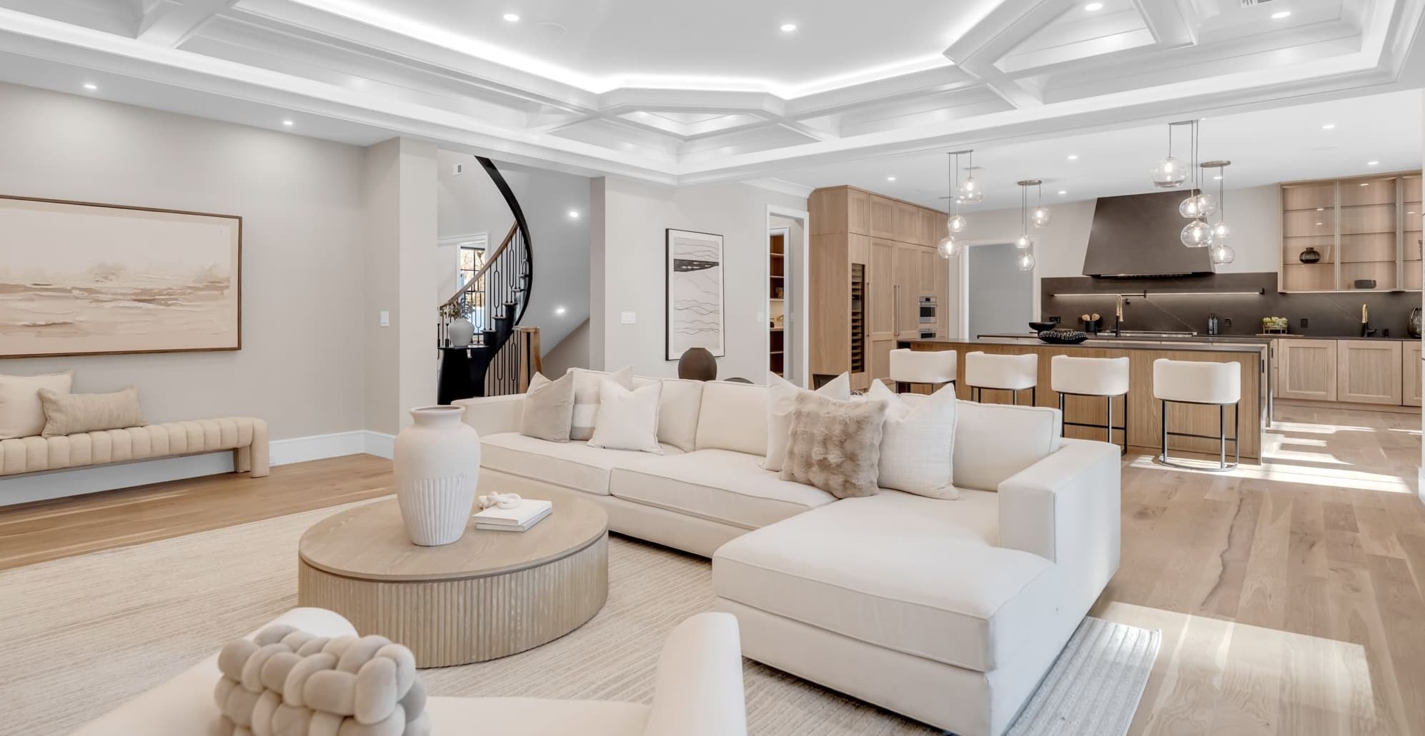 About Superb Staging